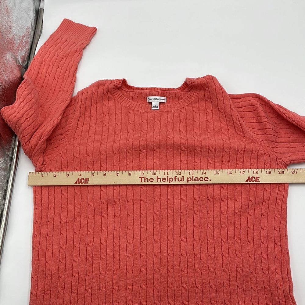 Cable knit Croft and barrow sweater - Picture 7 of 8